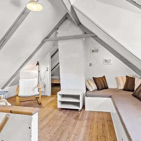 펜션 4 Bedroom In