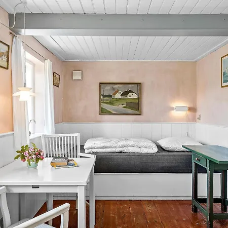 펜션 4 Bedroom In